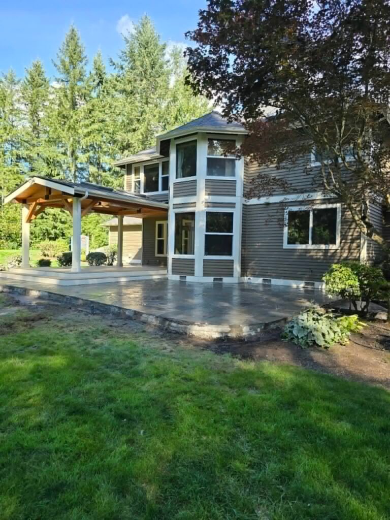 Outdoor living services: deck and patio cover project in Machias, WA by Condor